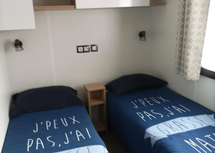 Mobil Moderne Neuf Et Ultra Equipe De 6 A 8 Couchages * Canet-en-Roussillon